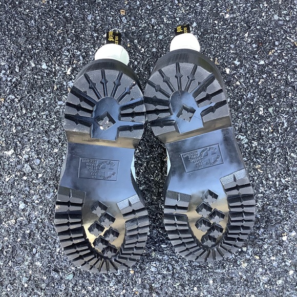 Dr. Martens 2976 Quad Leather Platform Chelsea Boots White US Ladies Size 9 - Picture 11 of 13